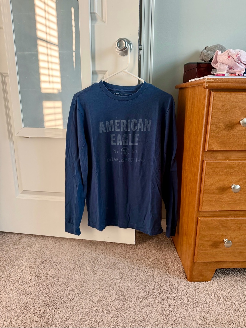 Medium American Eagle Outfitters top